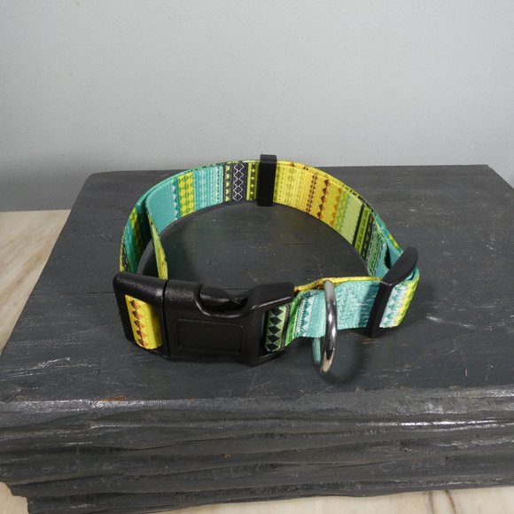 NWT Nylon collar bright and colorful  M- 13-21" - Picture 3 of 4